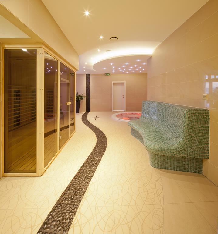 Hotel Green 돌니 쿠빈 외부 사진